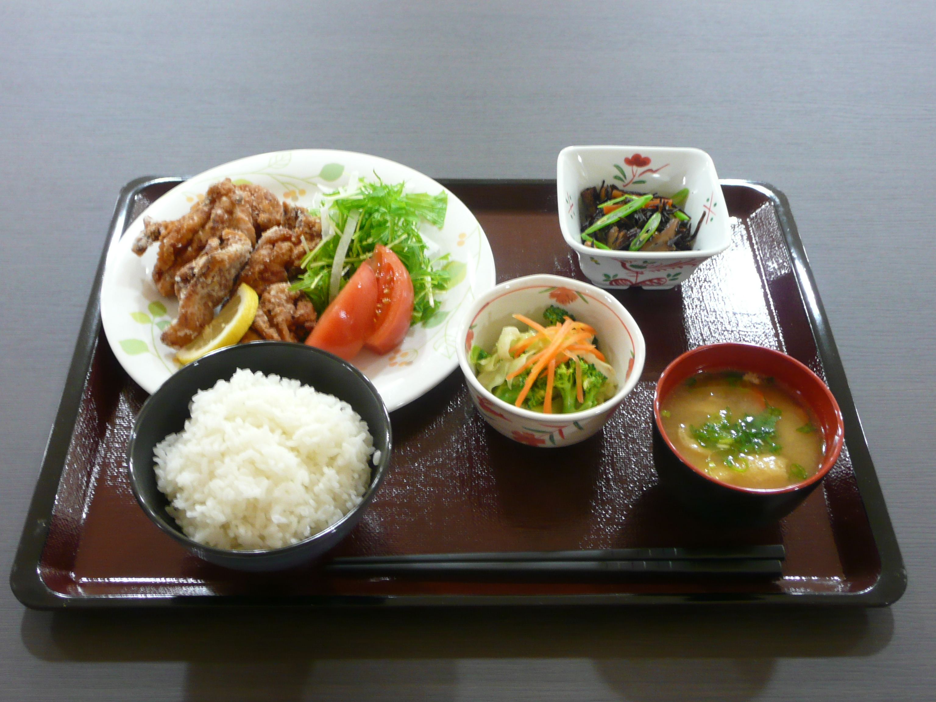 夕食例(唐揚げ)